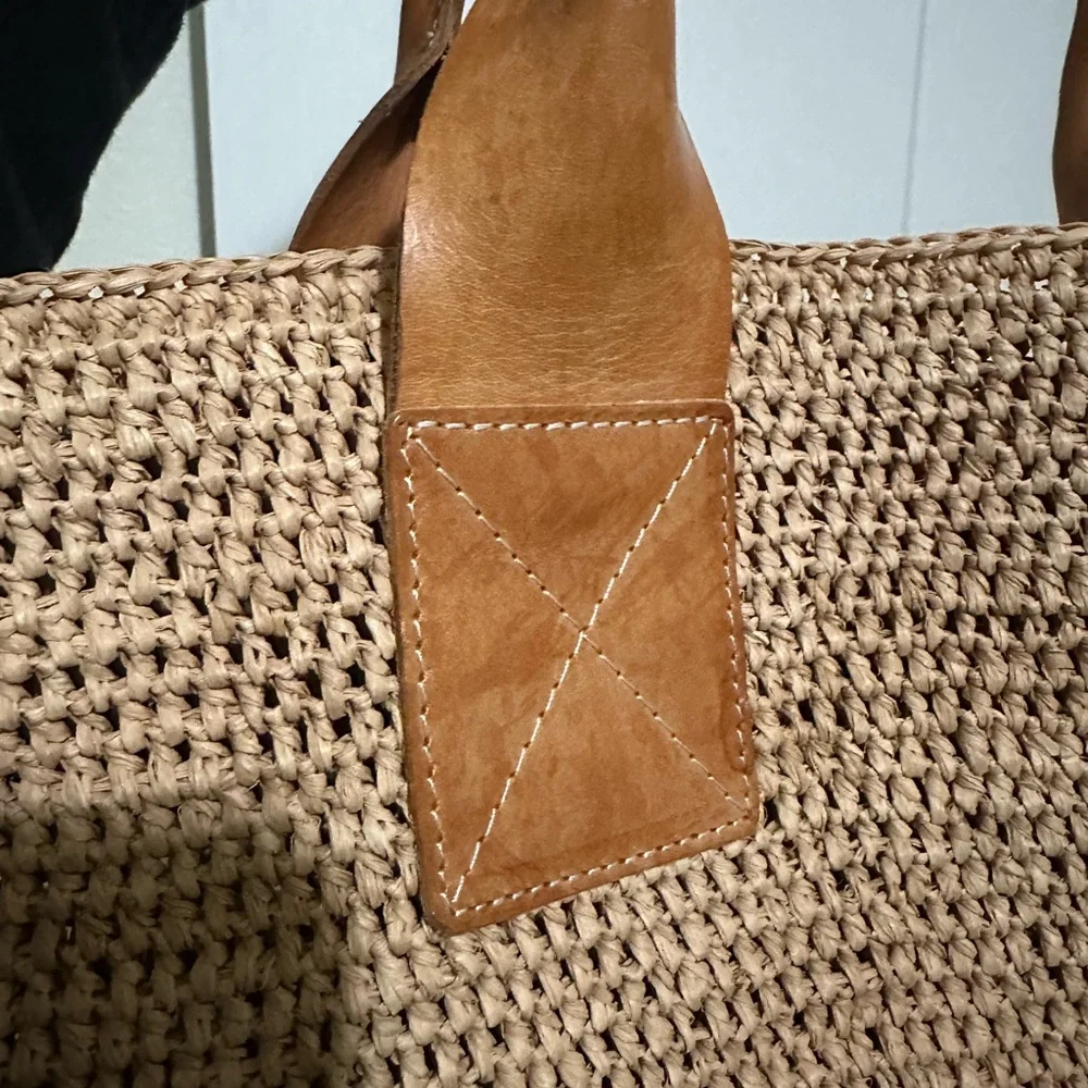 Helen Kaminski Natural Woven Tote with Tan Leather Handles - Picture 8 of 9